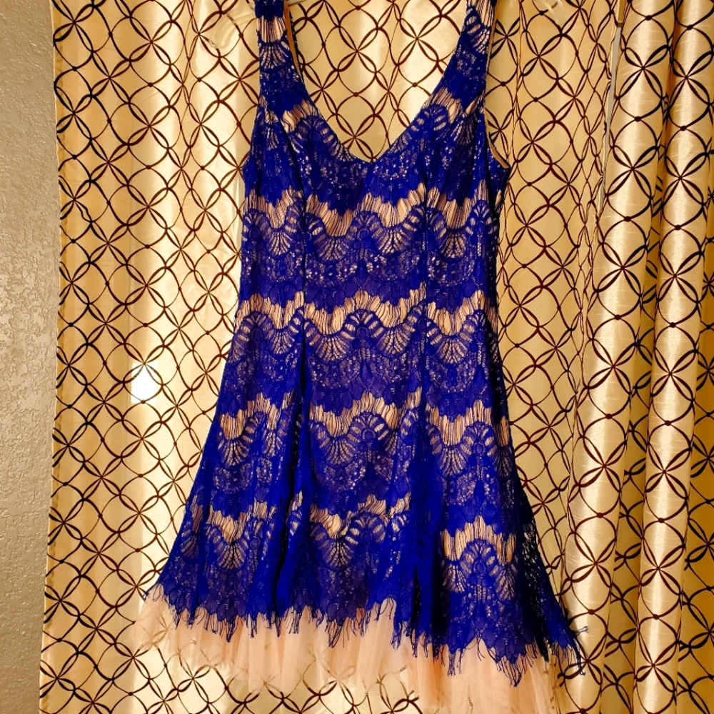 Mini Blue and Nude Lace Dress Size 9/10